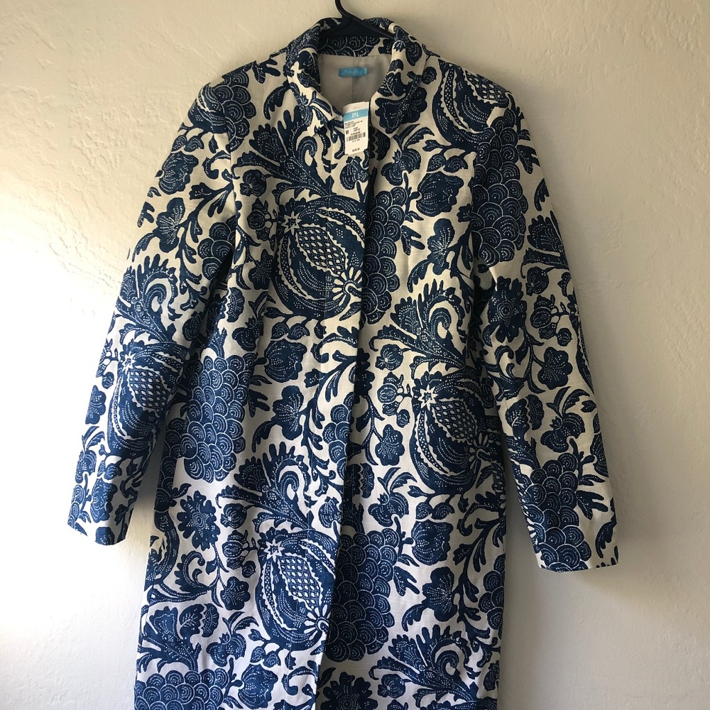 J Mclaughlin Knee length Spring Coat Size Medium